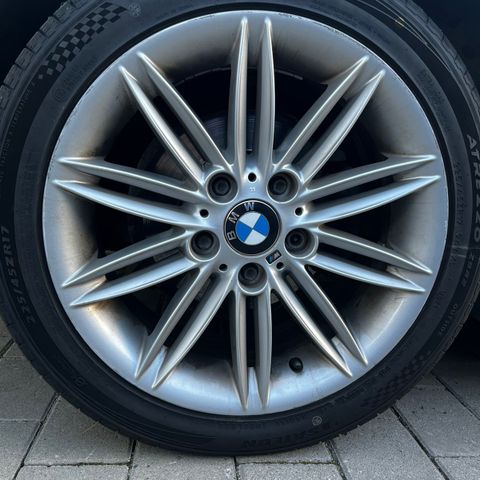 BMW 17 toms m/nye sommerdekk