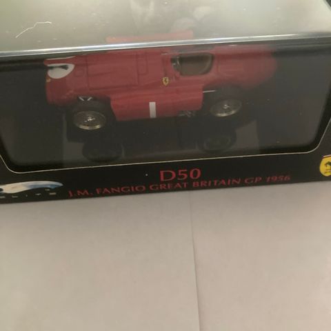 MODELLBIL FERRARI D50