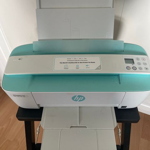 HP DeskJet 3700