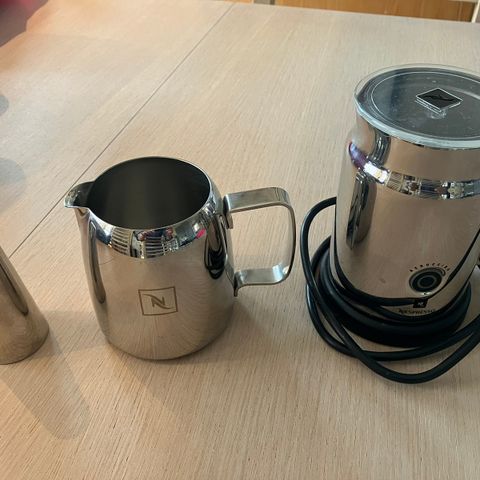 Nespresso Aeroccino med tilbehør