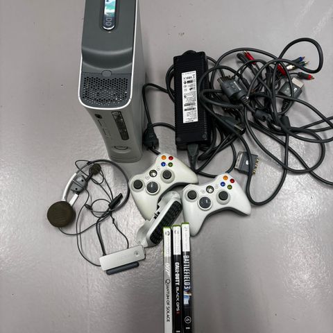 Xbox 360 konsoll og spill