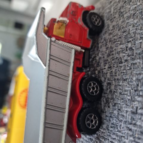 Majorette SCANIA DUMP TRUCK - No. 3010,gi bud