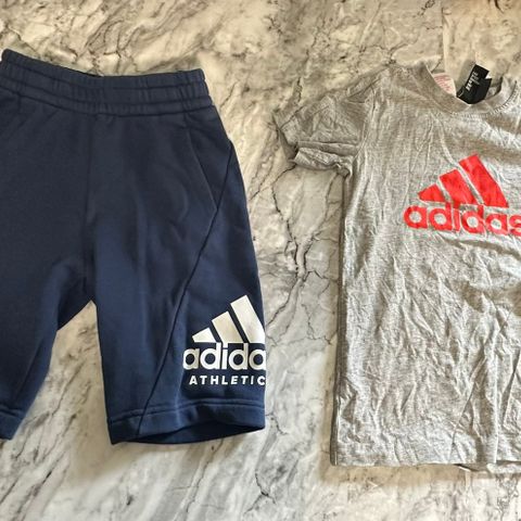 Adidas shorts og t-skjorte str 116