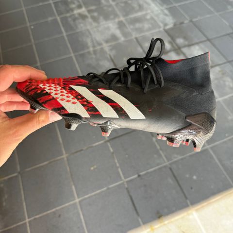 Adidas predator