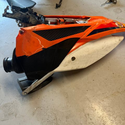 KTM exc bakramme, tank, sal mm