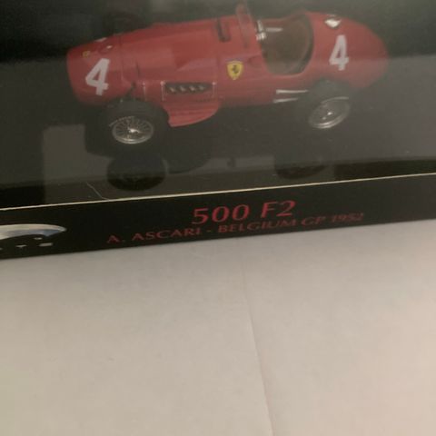 MODELLBIL FERRARI 500 F2