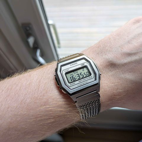 Casio Vintage A1000MA-7EF selges - Som ny