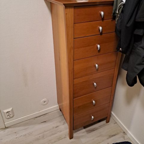 malm kommode i teak