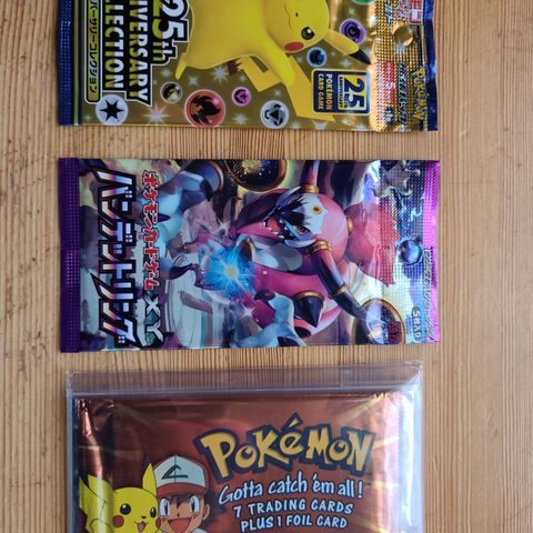 Pokemon Boosters XY, Topps og 25th