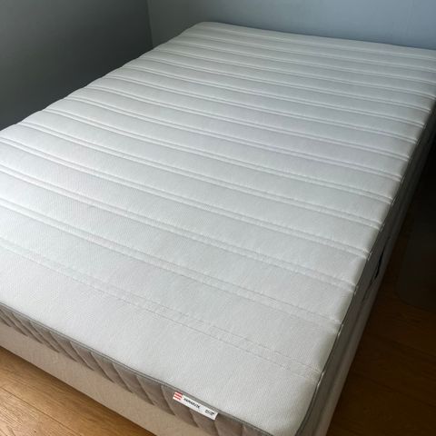 IKEA Espevar seng med hamarvik madrass