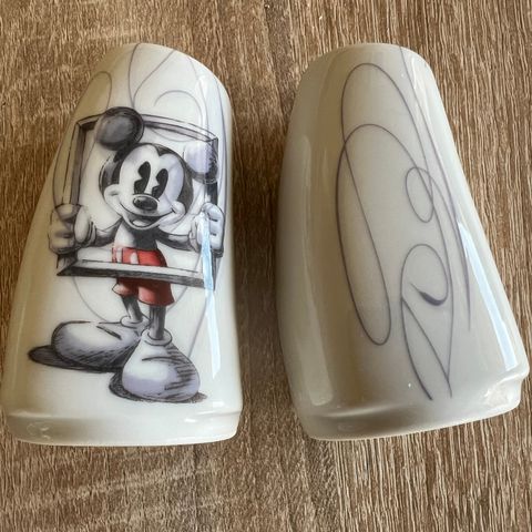 2 stk Disney Salt og Pepper børse