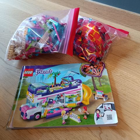 Lego friends vennskapsbuss