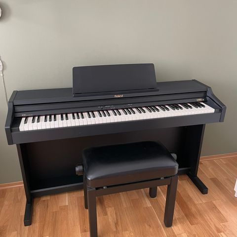 Roland RP 301 digitalt piano