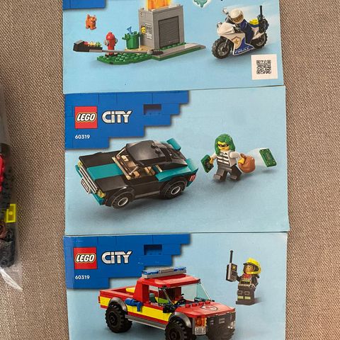 Lego City 60319 Politijakt- og brannslukkingssett