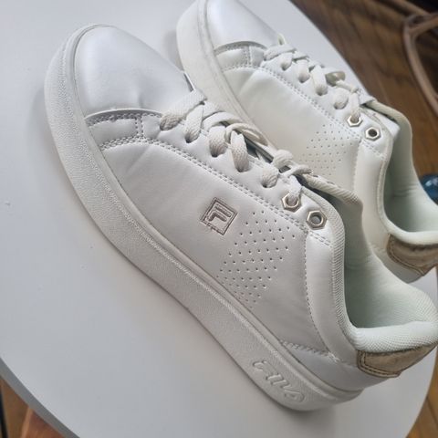 Fila CROSSCOURT ALTEZZA sko str.39