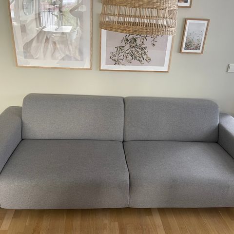 Komfortabel og stilig sofa