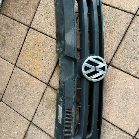 Vw transporter t5.1 Jeg selger frontgrill og støtfangergrill