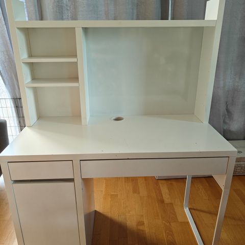 Ikea skrivebord