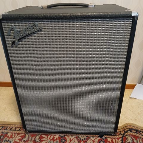 Fender Rumble 200 combo