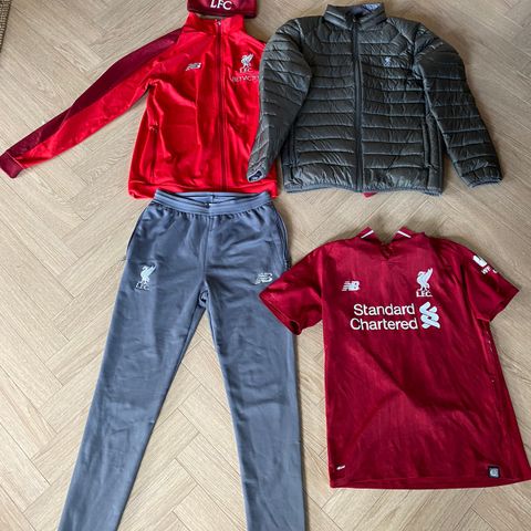 LFC Liverpool lue, jakker, bukse og drakt(overdel) - str. M junior (137-147 cm)