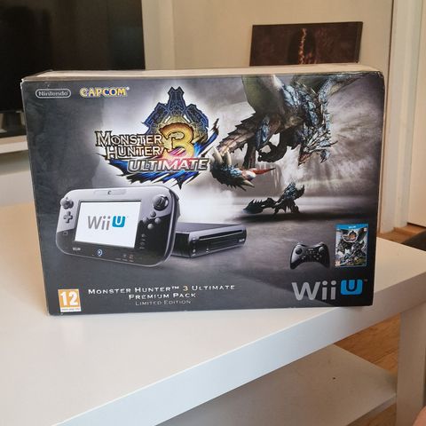 Wii U monster hunter 3 premium pack, 32gb black Limited edition med ekstra spill