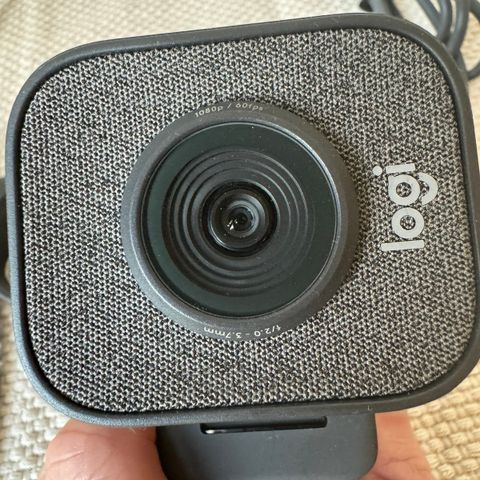 Logitech Stream Webcam - Godt bilde og microfon