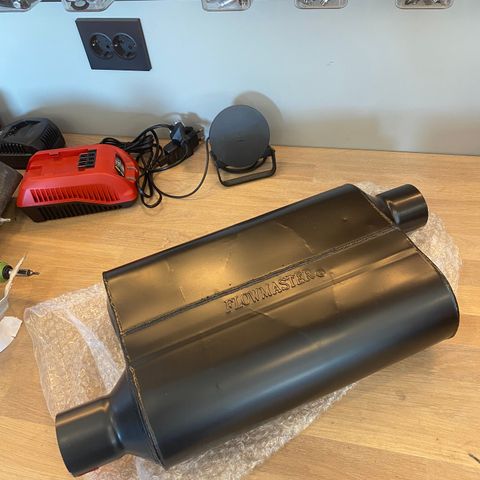 Flowmaster 40 series muffler 2.25’’