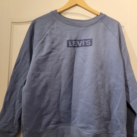 Levis klær