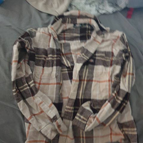 kul flannel sjorte Small