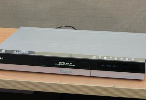 SONY CD/DVD PLAYER