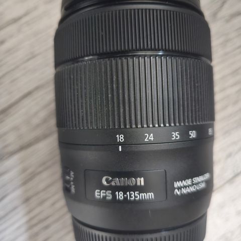 Canon efs 18-135mm objektiv