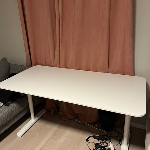 Ikea skrivebord - Bekant 160x80 cm