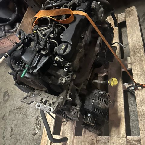 1,6 Volvo v50 motor selges