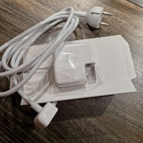 Helt Ny MacBook Lader45W, Modell A1374