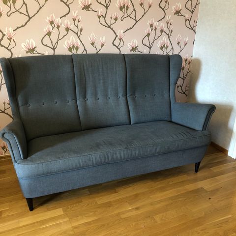 Strandmon sofa