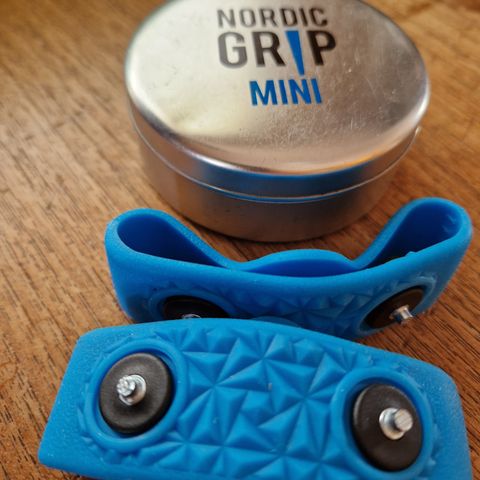 Nordic grip mini - brodder S og L