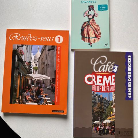 Fransk bøker til salgs! 70kr pr stk