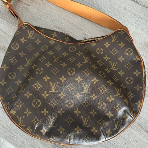 Louis  Vuitton Croissant GM BAG