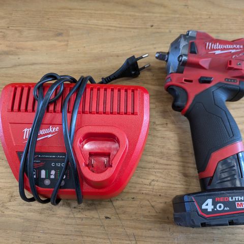 Milwaukee M12 FIW38