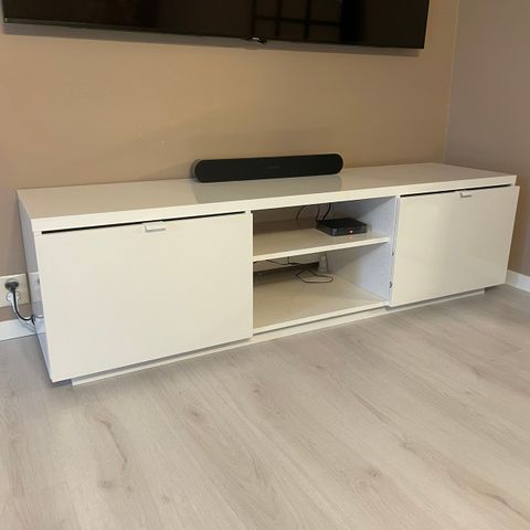 Tv benk fra Ikea