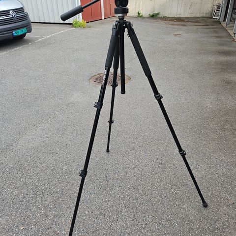 Swarovski stativ tripod med hode selges