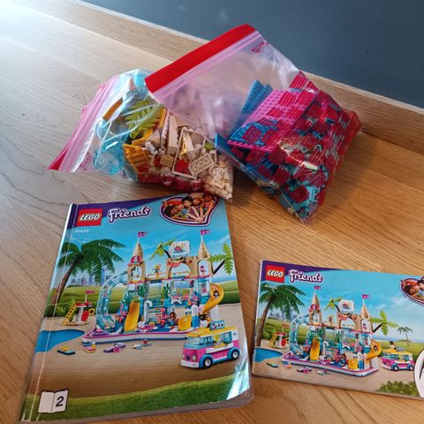 Lego friends sommermoro i badeland