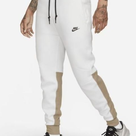 Nike tech fleece bukse white/brown