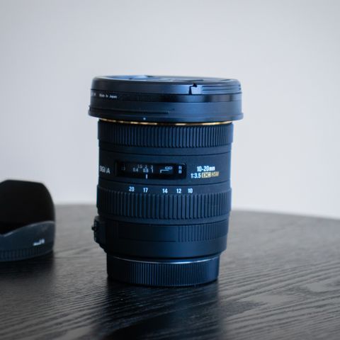 Sigma 10-20mm f/3.5 EX DC HSM lens