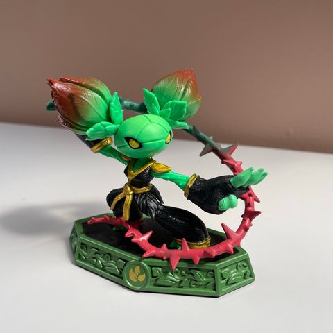 Boom Bloom Skylander Sensei