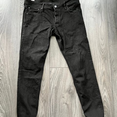 Svart jack and Jones herre bukse 36/32 slim Glenn