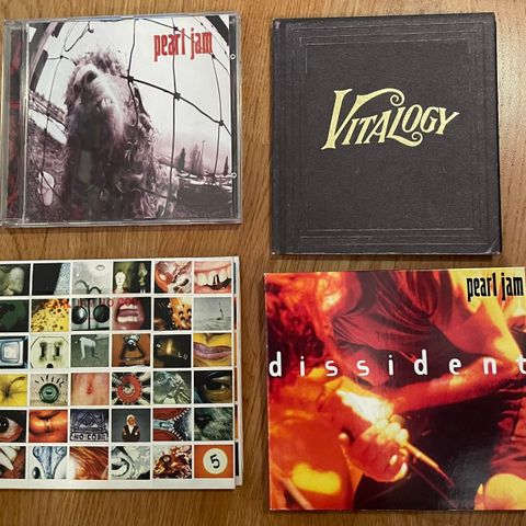 Pearl Jam cd’er selges (Grunge, Nirvana, Soundgarden, Alice in Chains)