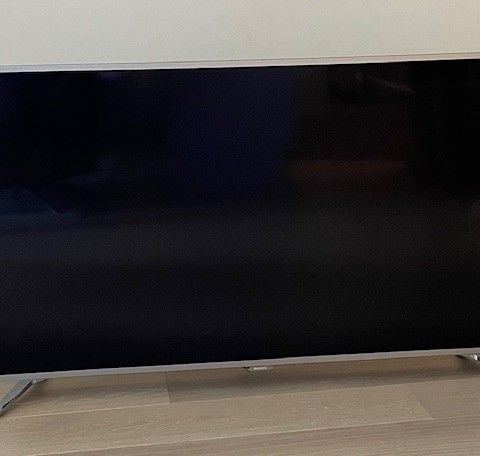 Philips 49" 4K Smart tv 49US7272/12