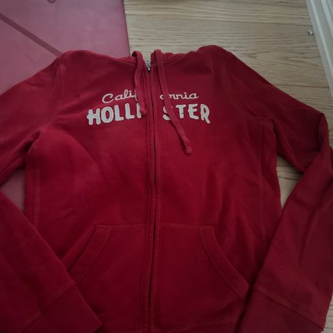 Hollister hettegenser