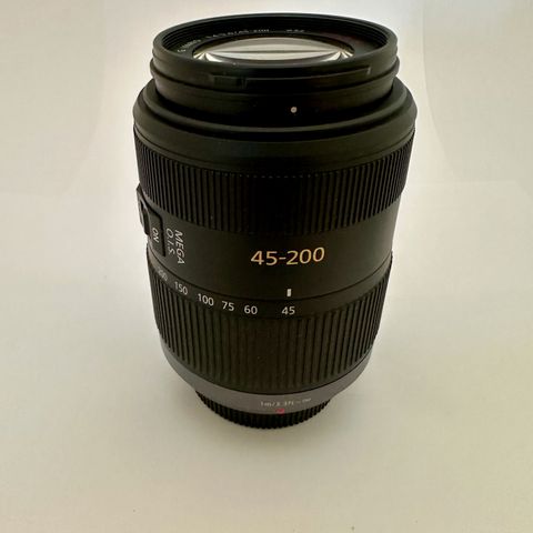 Panasonic Lumix G Vario 45-200mm f/4-5.6 OIS m43 objektiv